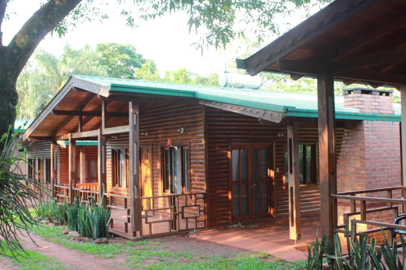 Cabanas Raices Pampeanas Пуерто-Іґуасу Екстер'єр фото